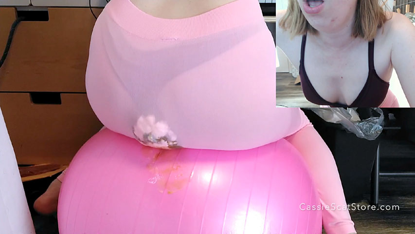 853px x 480px - Marshmallow Ass Stuffing On a Zoom Call